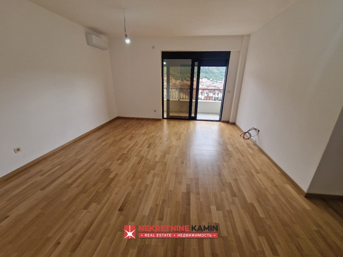 Three-Bedroom Apartment of 85 m² with Two Bathrooms in a New Building, Rozino, Budva